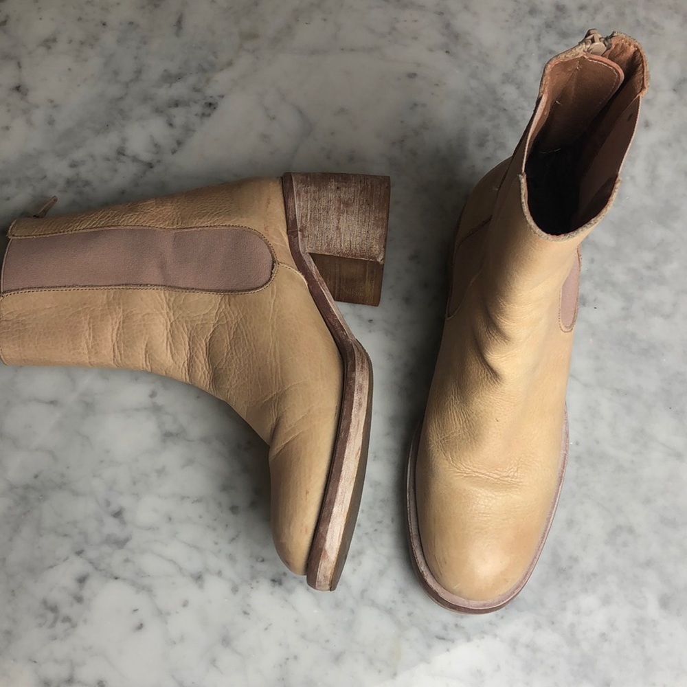 Free People boots Size 7